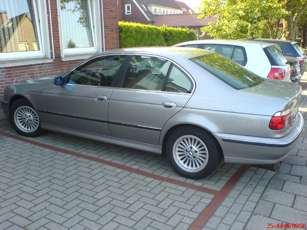 523iA - 5er BMW - E39