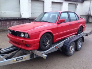 E30 318i - 3er BMW - E30