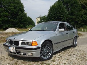 E36 SEDAN - 3er BMW - E36