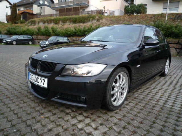 330D Deep Black - 3er BMW - E90 / E91 / E92 / E93
