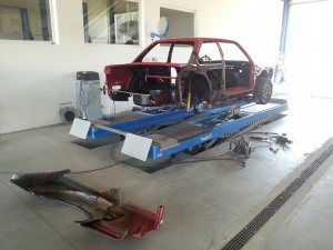 e30 neuaufbau [M3 V8] - 3er BMW - E30