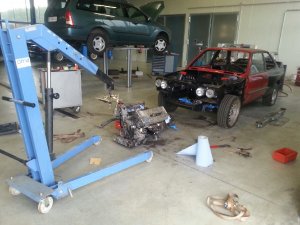 e30 neuaufbau [M3 V8] - 3er BMW - E30