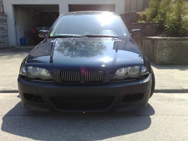 EX 320i E46 Blue Driver - 3er BMW - E46