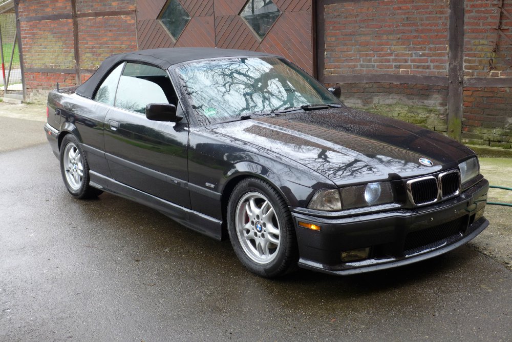 Schwarz, Schwarz, Schwarz 328iA - 3er BMW - E36