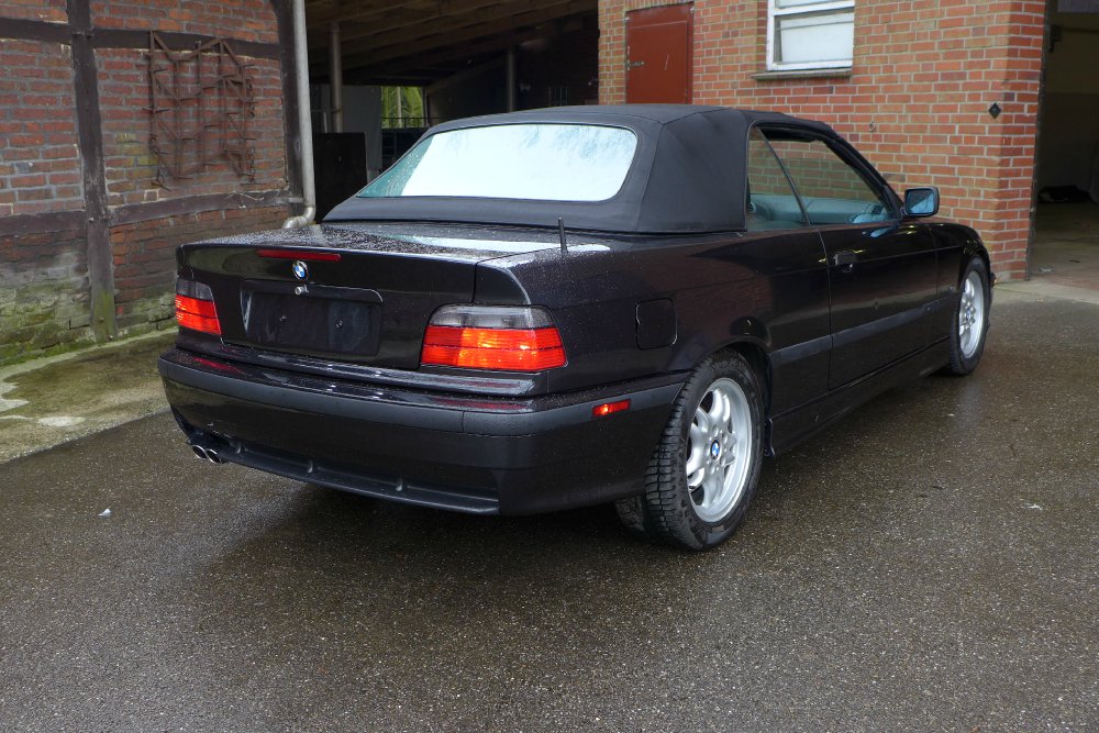 Schwarz, Schwarz, Schwarz 328iA - 3er BMW - E36