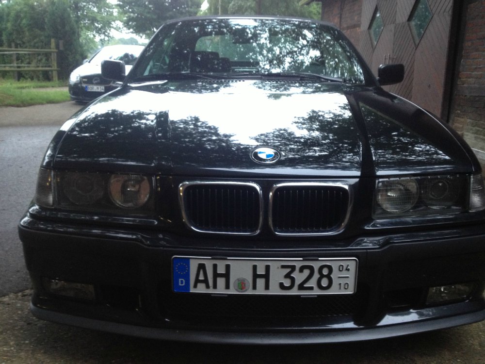 Schwarz, Schwarz, Schwarz 328iA - 3er BMW - E36