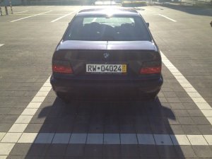 Bmw e36 323i Limo techno violett - 3er BMW - E36 Bmw e36 323i Limo techno violett - 3er BMW - E36