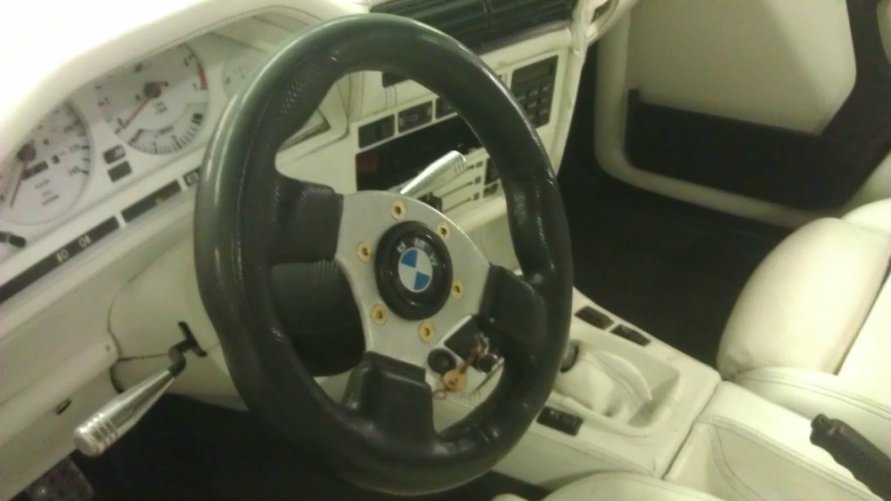 Der 325i, der noch viel Liebe ntig hat - 3er BMW - E30