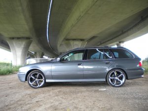 E39 - Touring - 5er BMW - E39