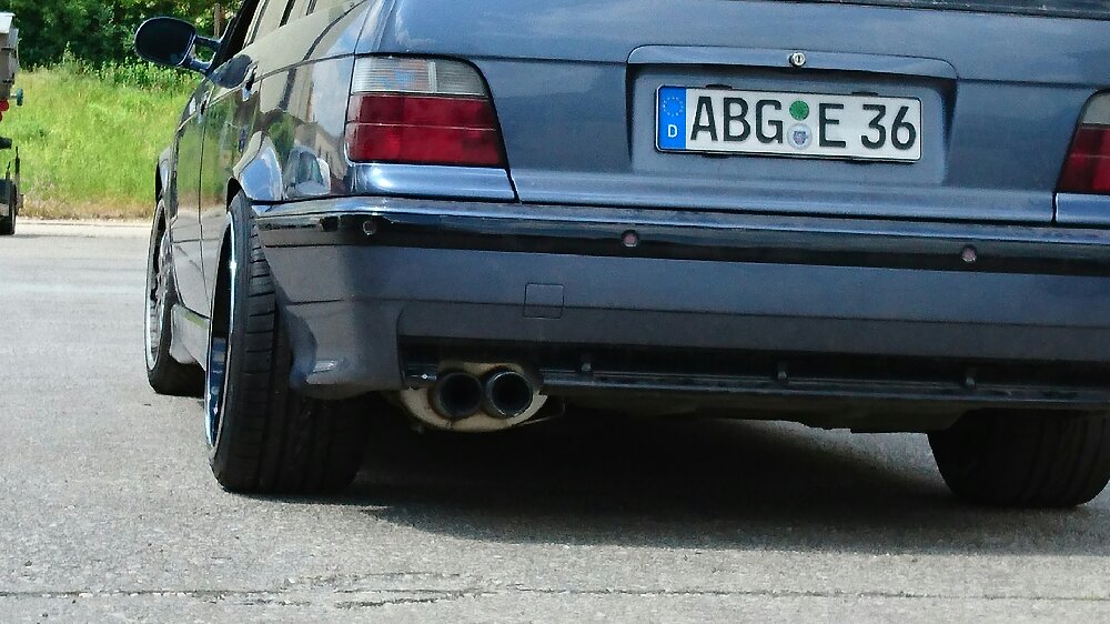Stahlblau Touring 318is - 3er BMW - E36