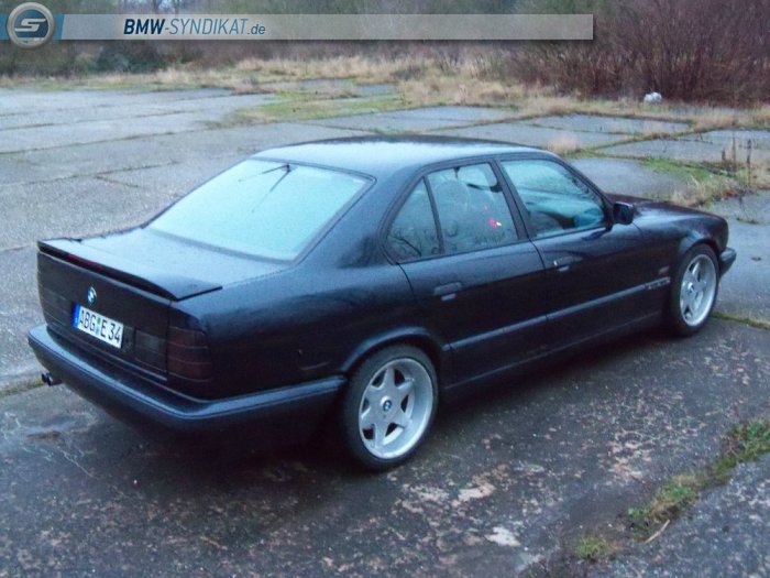525i petrol-mika Sportpaket - 5er BMW - E34