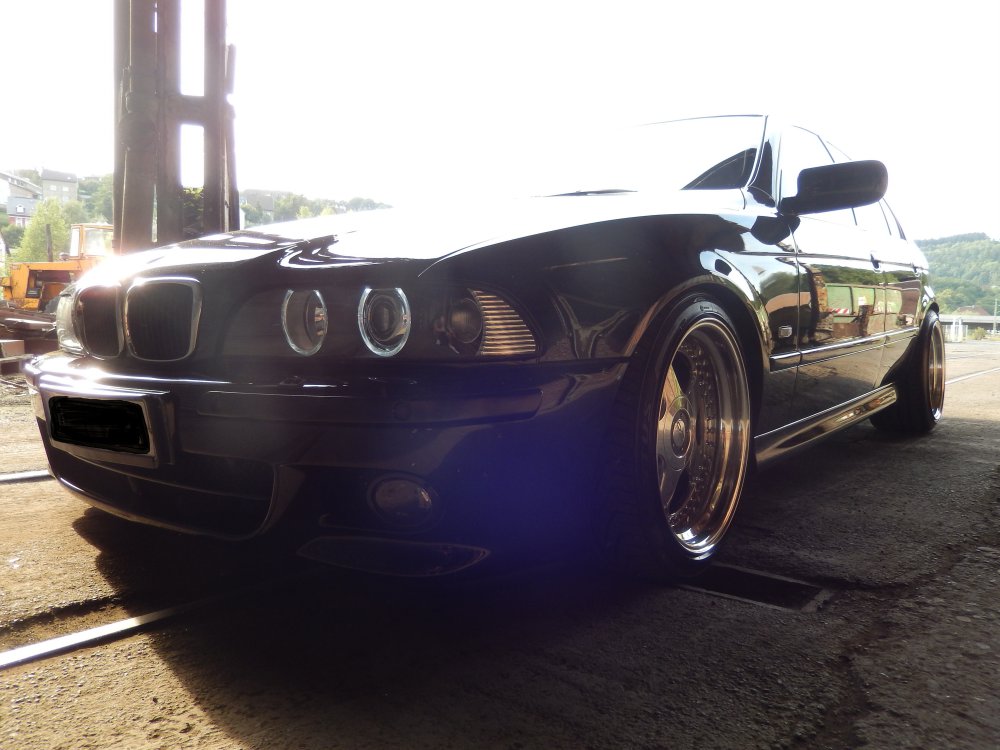 525i - 5er BMW - E39