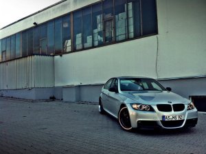330i | Titansilber + Styling 95 Valencia Orange - 3er BMW - E90 / E91 / E92 / E93
