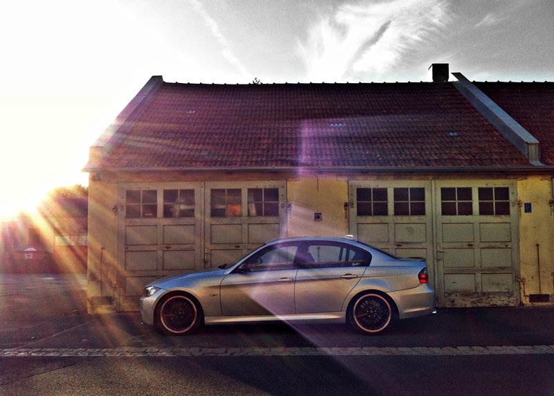 330i | Titansilber + Styling 95 Valencia Orange - 3er BMW - E90 / E91 / E92 / E93
