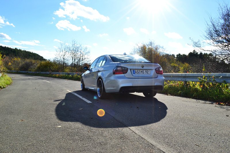 330i | Titansilber + Styling 95 Valencia Orange - 3er BMW - E90 / E91 / E92 / E93
