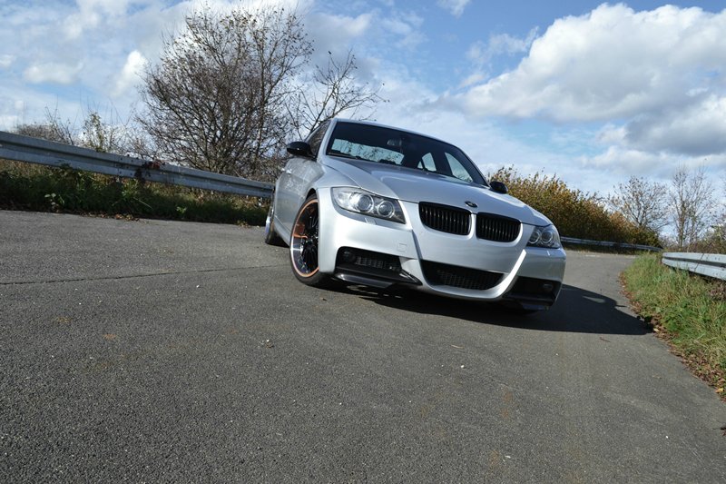330i | Titansilber + Styling 95 Valencia Orange - 3er BMW - E90 / E91 / E92 / E93