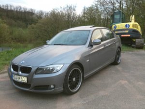 E90 LCI 320D - 3er BMW - E90 / E91 / E92 / E93 E90 LCI 320D - 3er BMW - E90 / E91 / E92 / E93
