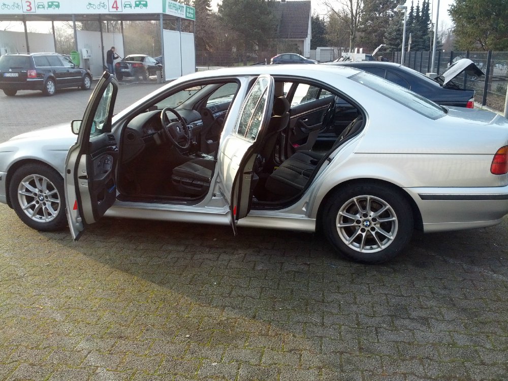 E39 523iA - 5er BMW - E39
