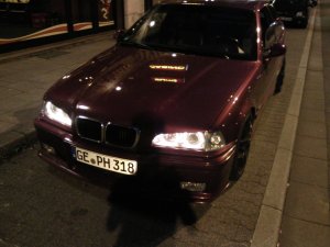 Calypsoroter Compacter Dreier - 3er BMW - E36 Calypsoroter Compacter Dreier - 3er BMW - E36