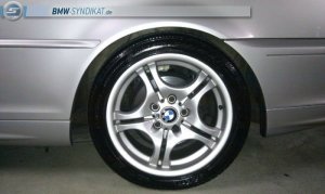 BMW Doppelspeiche Styling 68-M Felge in 8.5x17 ET 50 mit Pirelli Pzero Rosso Asimm Reifen in 245/40/17 montiert hinten Hier auf einem 3er BMW E46 323i (Cabrio) Details zum Fahrzeug / Besitzer