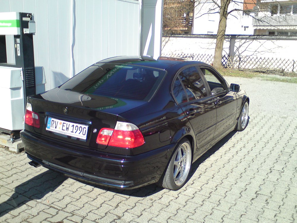 Carbonschwarze E46 Limo - 3er BMW - E46