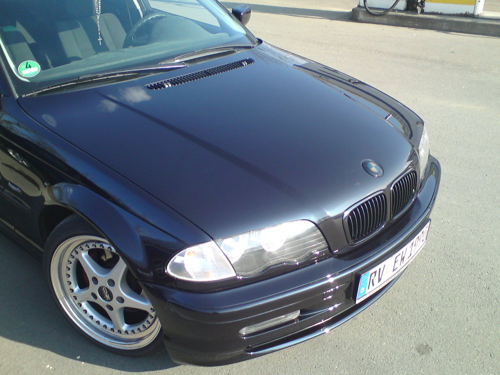 Carbonschwarze E46 Limo - 3er BMW - E46