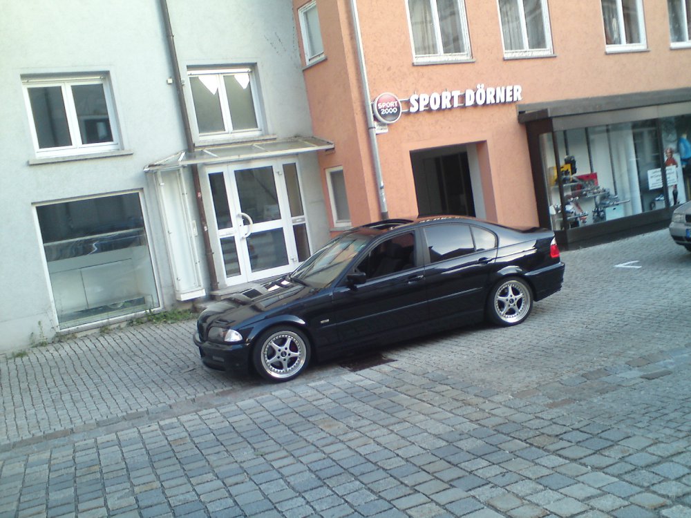 Carbonschwarze E46 Limo - 3er BMW - E46