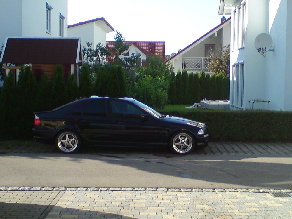 Carbonschwarze E46 Limo - 3er BMW - E46