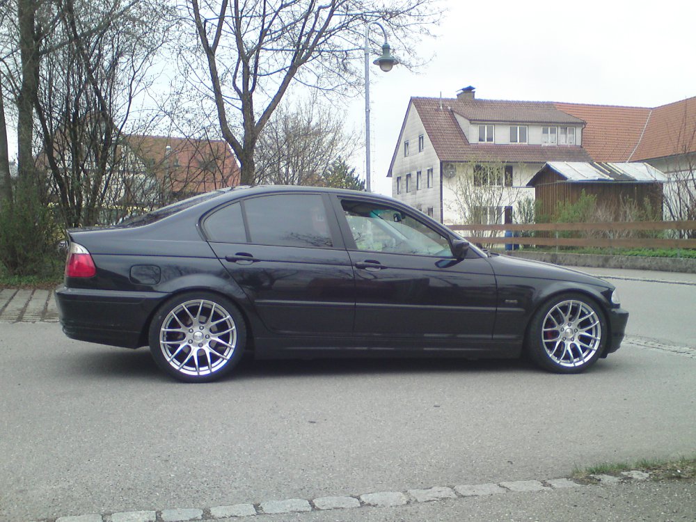 Carbonschwarze E46 Limo - 3er BMW - E46