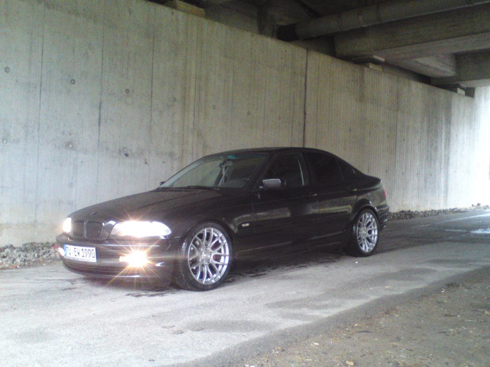 Carbonschwarze E46 Limo - 3er BMW - E46