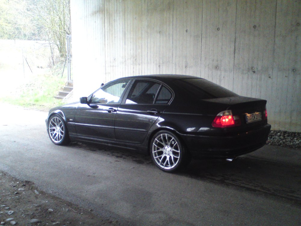 Carbonschwarze E46 Limo - 3er BMW - E46