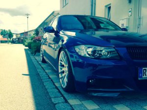 Le Mans Blauer 330i - 3er BMW - E90 / E91 / E92 / E93