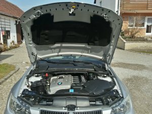 BMW E90 325i - 3er BMW - E90 / E91 / E92 / E93