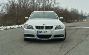BMW E90 325i - 3er BMW - E90 / E91 / E92 / E93