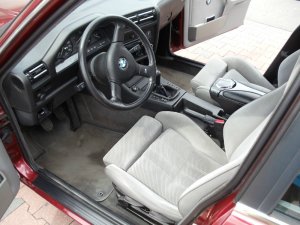 E30,320i Limousine - 3er BMW - E30