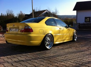 Dakargelbes e46 Coupe - 3er BMW - E46