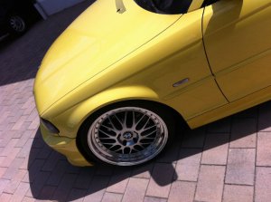 Dakargelbes e46 Coupe - 3er BMW - E46