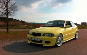 Dakargelbes e46 Coupe - 3er BMW - E46