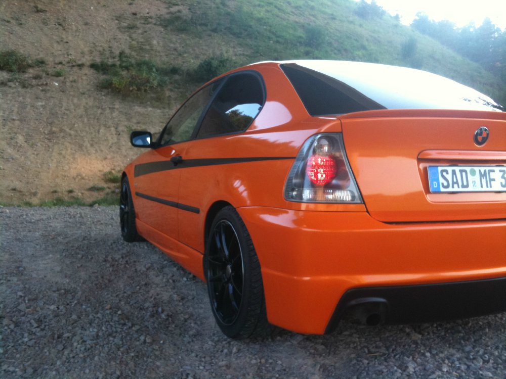 Oranger Compact *Carbon Orange foliert * - 3er BMW - E46