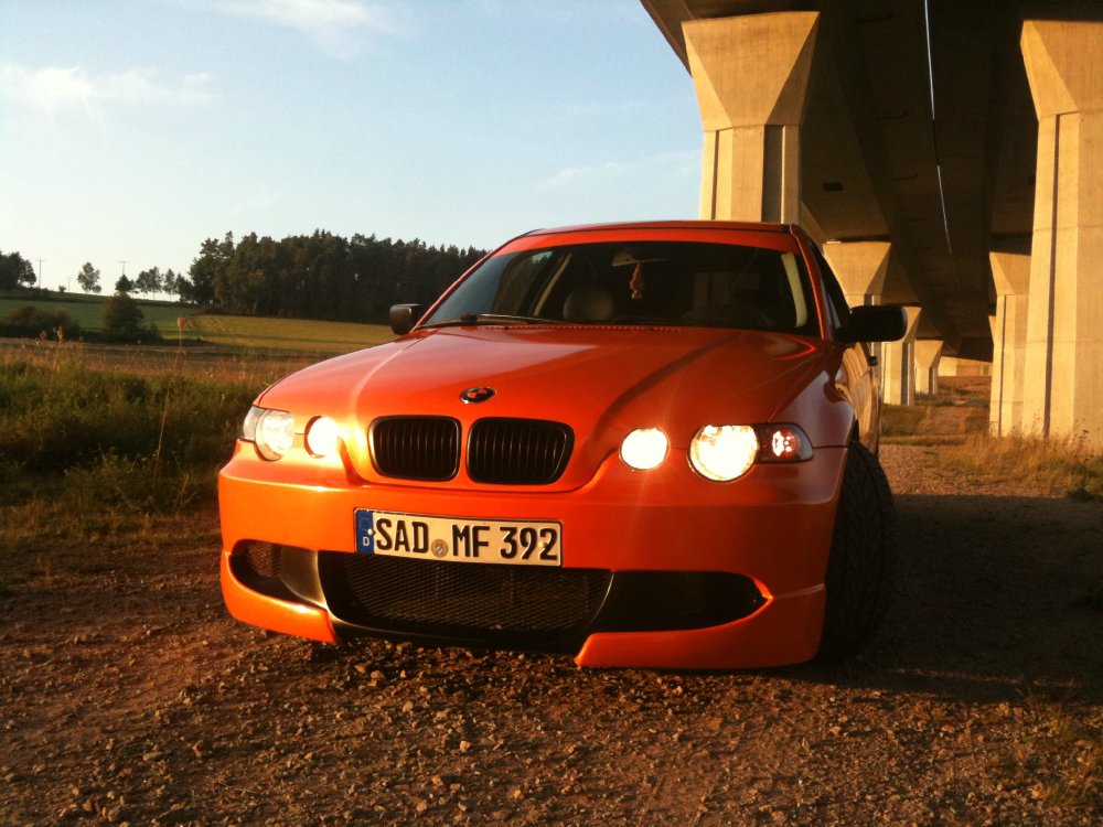 Oranger Compact *Carbon Orange foliert * - 3er BMW - E46