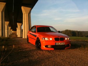 Oranger Compact *Carbon Orange foliert * - 3er BMW - E46