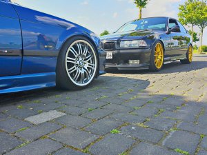 E36 328i Cabrio Avusblau on Air - 3er BMW - E36