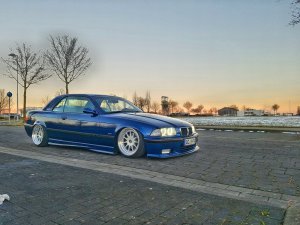 E36 328i Cabrio Avusblau on Air - 3er BMW - E36