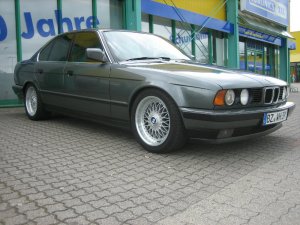 535i - 5er BMW - E34