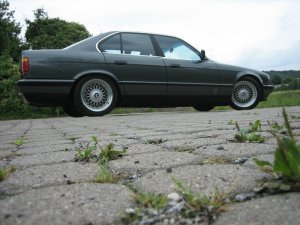 535i - 5er BMW - E34