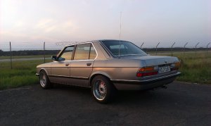 Cosmocruiser E28 525e - Fotostories weiterer BMW Modelle
