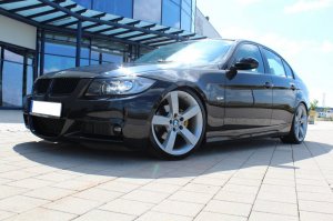 320D 19 Zoll,335 Auspuff, Neu Bilder Unten - 3er BMW - E90 / E91 / E92 / E93 320D 19 Zoll,335 Auspuff, Neu Bilder Unten - 3er BMW - E90 / E91 / E92 / E93