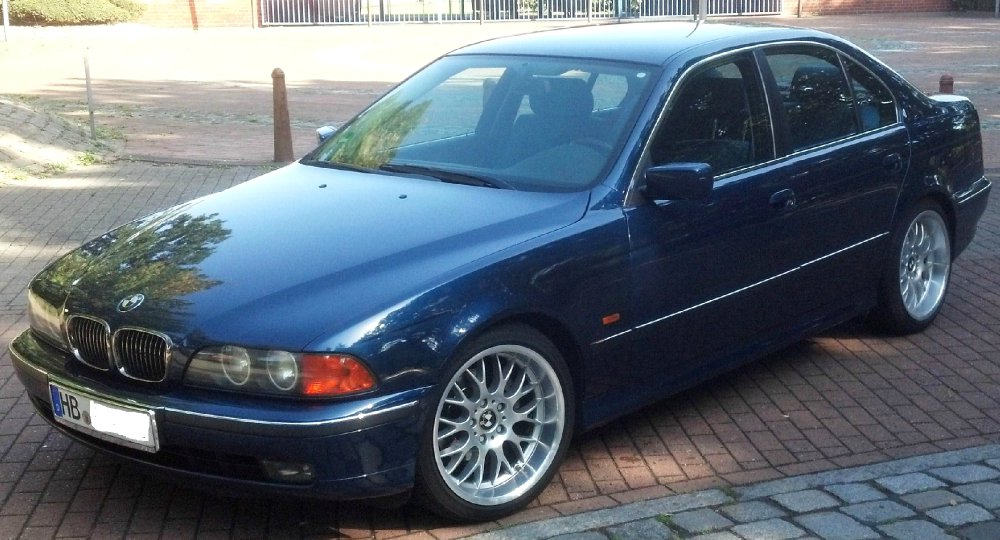 BMW 523i Biarritzblau - 5er BMW - E39