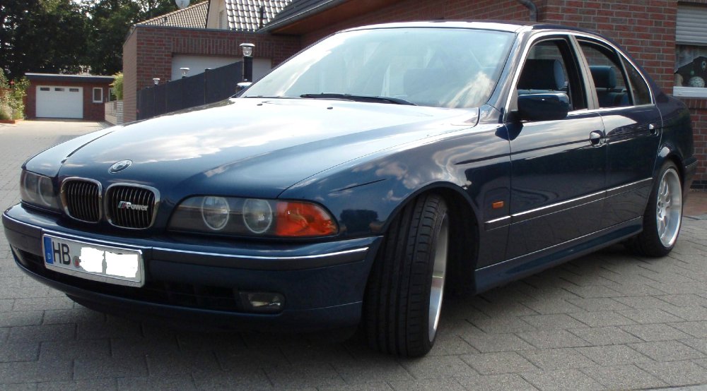 BMW 523i Biarritzblau - 5er BMW - E39