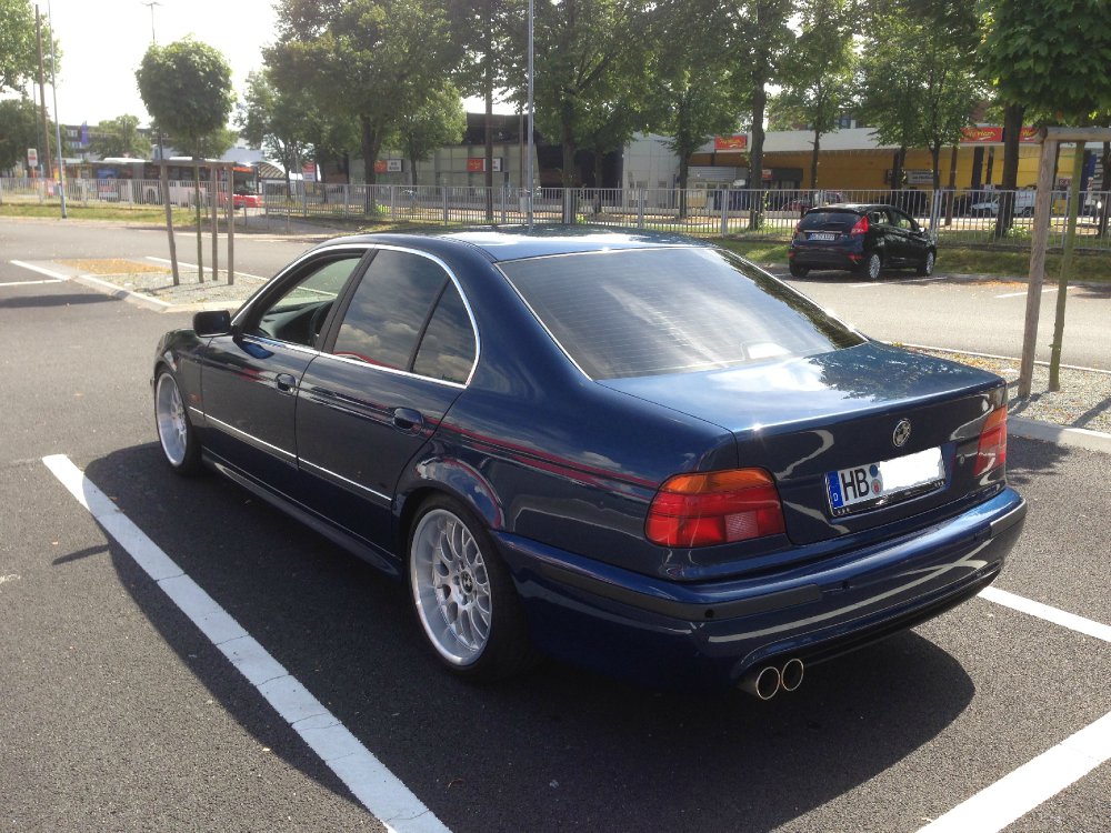 BMW 523i Biarritzblau - 5er BMW - E39